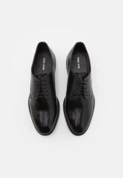Pier One LEATHER - Oksfordki - Black 7 Pier One LEATHER - Oksfordki - Black -Pier One d329b480fd9647fcb02de0ad52e20a04