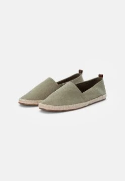 Pier One RENA ESPADRILLE UNISEX - Espadryle - Olive