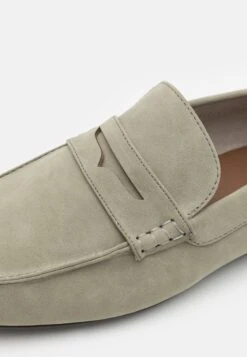 Pier One Półbuty Wsuwane - Green -Pier One d68ca3f4aa304019bac1f928e8112e7d