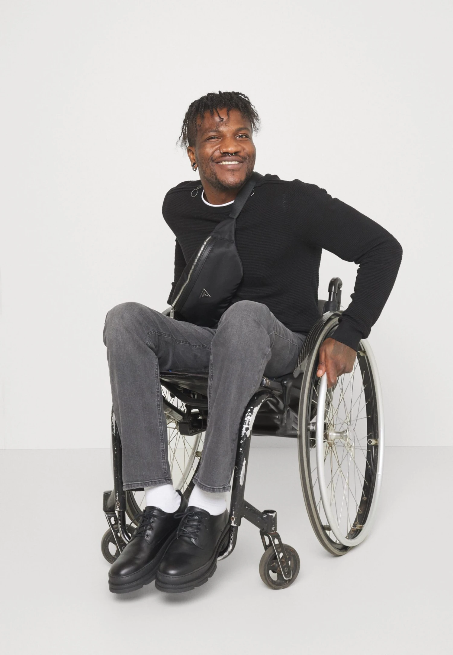 Pier One Jeansy Straight Leg - Grey Denim 4 Pier One Jeansy Straight Leg - Grey Denim - obrazek 4