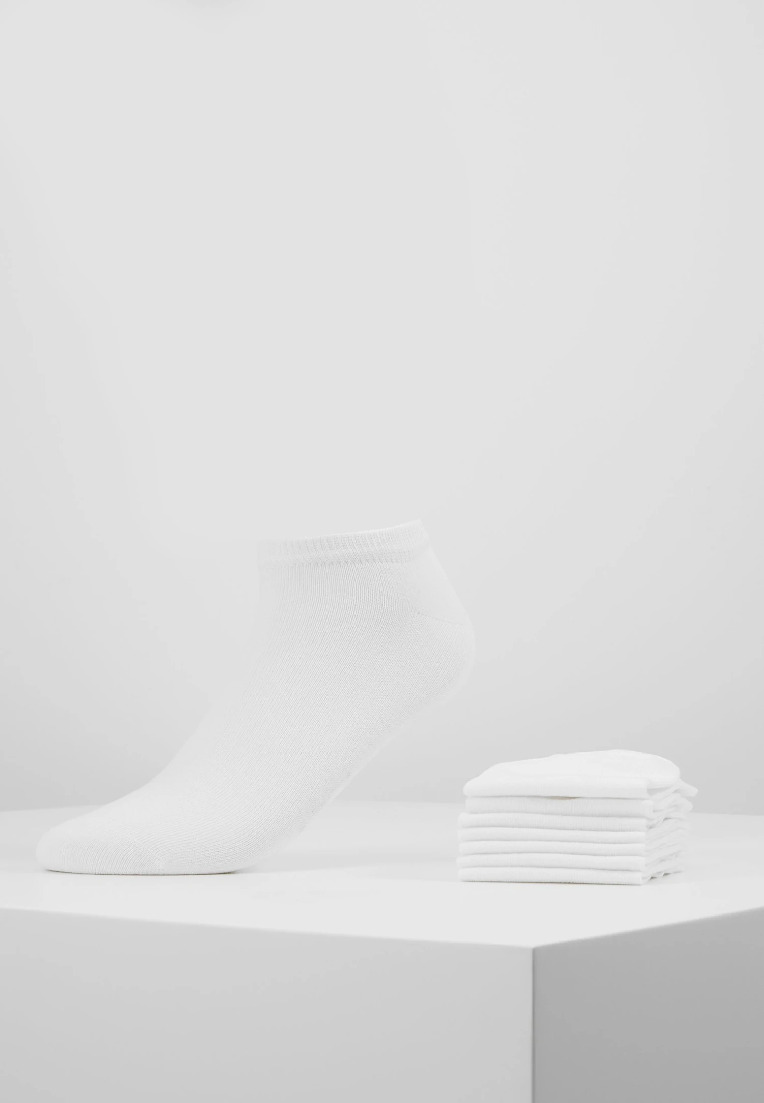 Pier One 7 PACK - Skarpety - White 1 Pier One 7 PACK - Skarpety - White