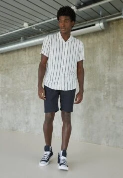 Pier One 2 PACK - Koszula - Black/white