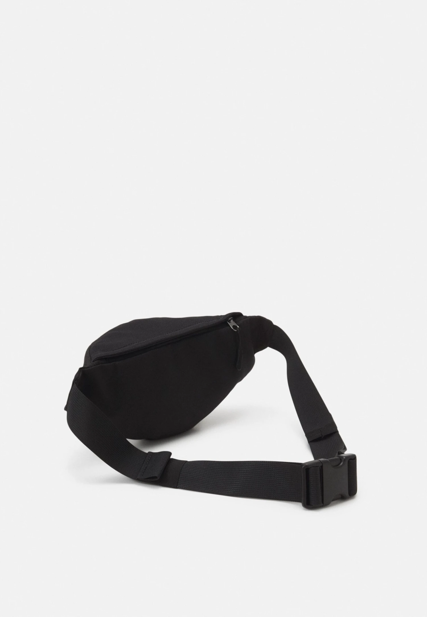 Pier One Saszetka Nerka - Black 1 Pier One Saszetka Nerka - Black