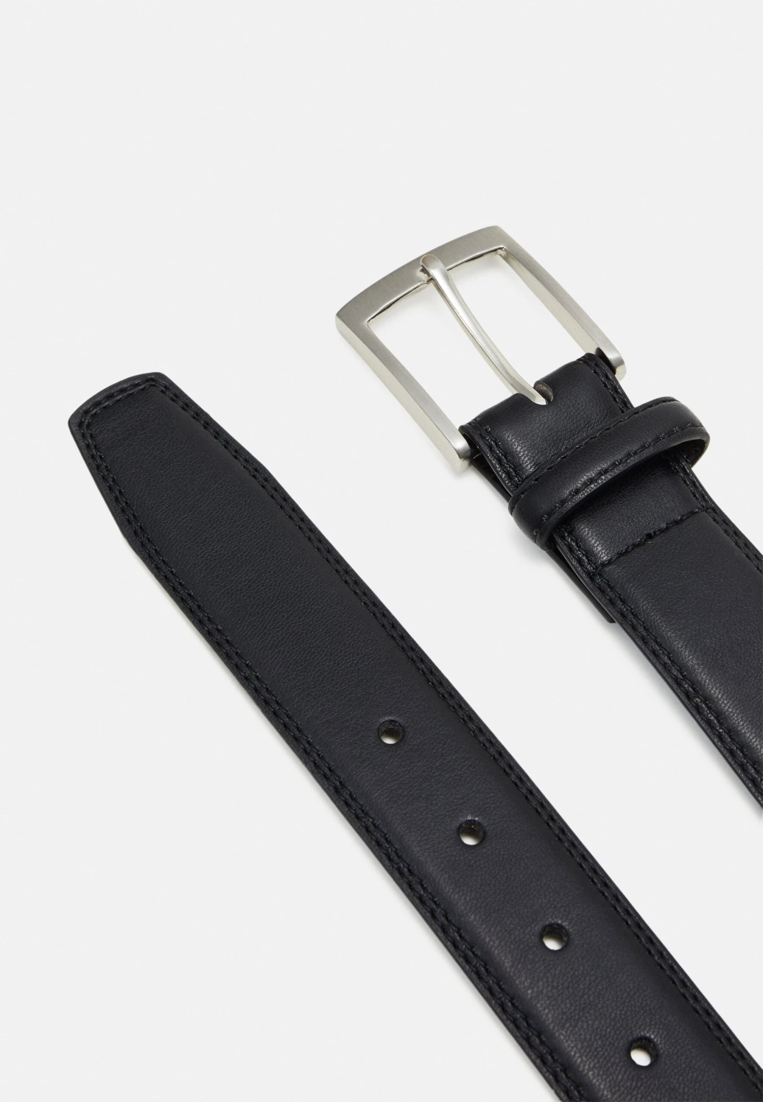 Pier One Pasek - Black 1 Pier One Pasek - Black