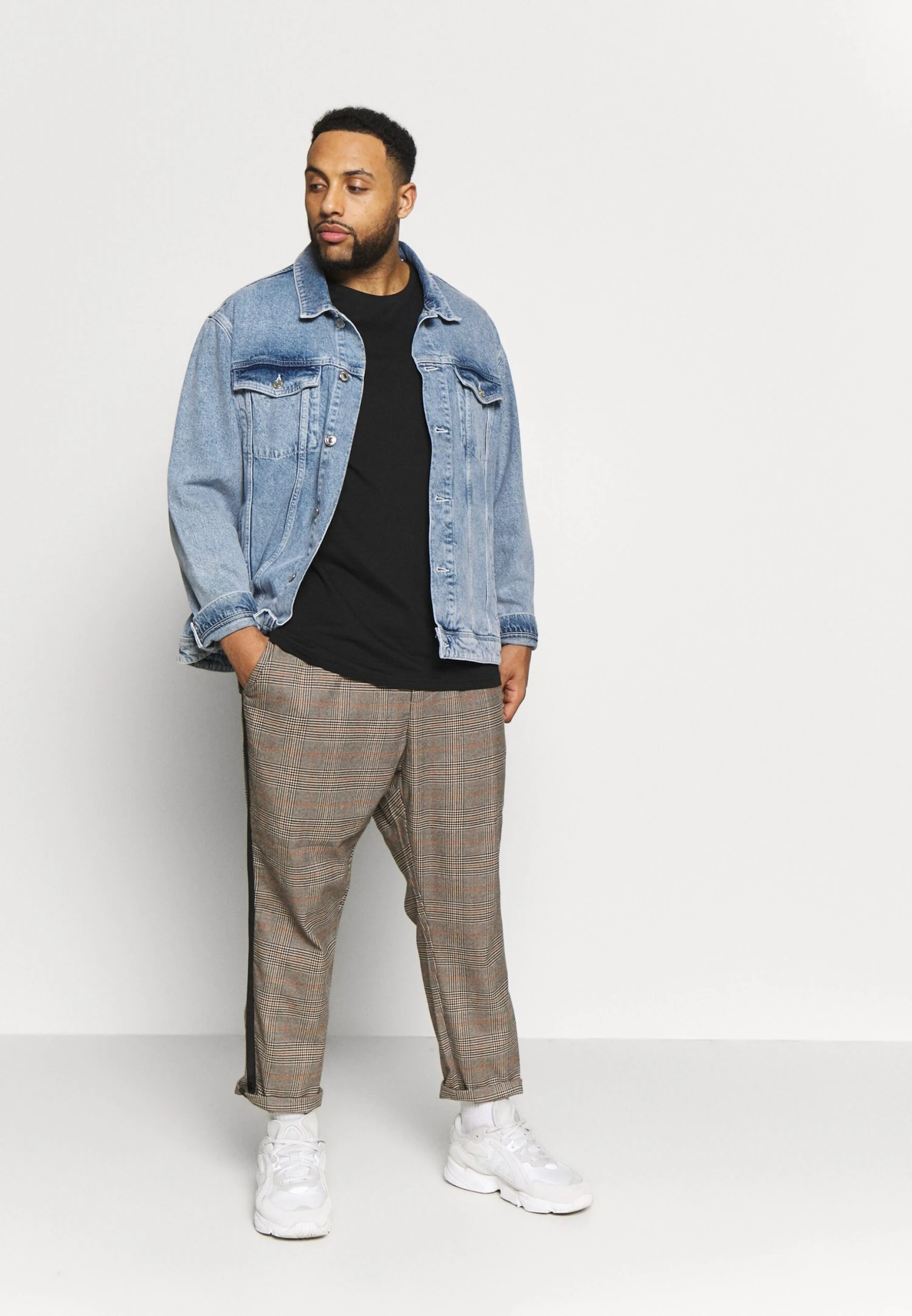 Pier One 2 PACK - T-shirt Basic - Black 1 Pier One 2 PACK - T-shirt Basic - Black