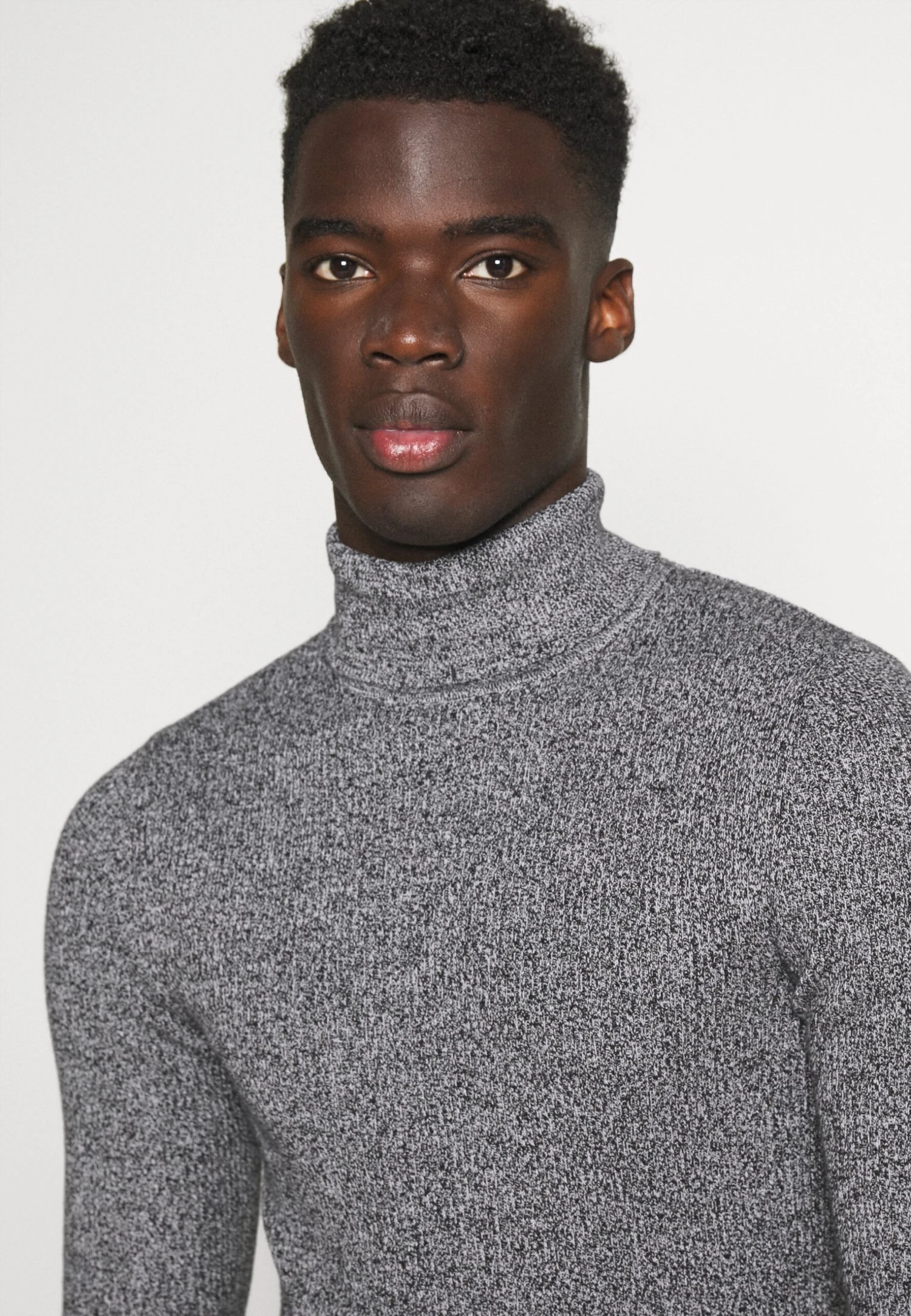 Pier One MUSCLE FIT TURTLE - Sweter - Mottled Grey 4 Pier One MUSCLE FIT TURTLE - Sweter - Mottled Grey - obrazek 4