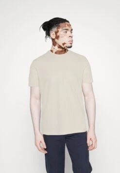 Pier One 7 PACK - T-shirt Basic - White/yellow/lilac 16 Pier One 7 PACK - T-shirt Basic - White/yellow/lilac -Pier One e68ad65920fd4f69b53ce8f7897ba836