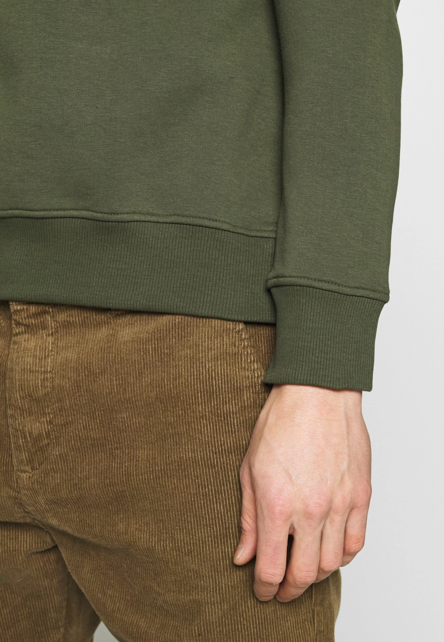 Pier One 2 PACK - Bluza - Khaki/black 5 Pier One 2 PACK - Bluza - Khaki/black - obrazek 5