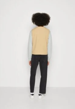 Pier One Kamizelka - Tan -Pier One e9a6176c9ccb486a93469afcd3f1f0b2