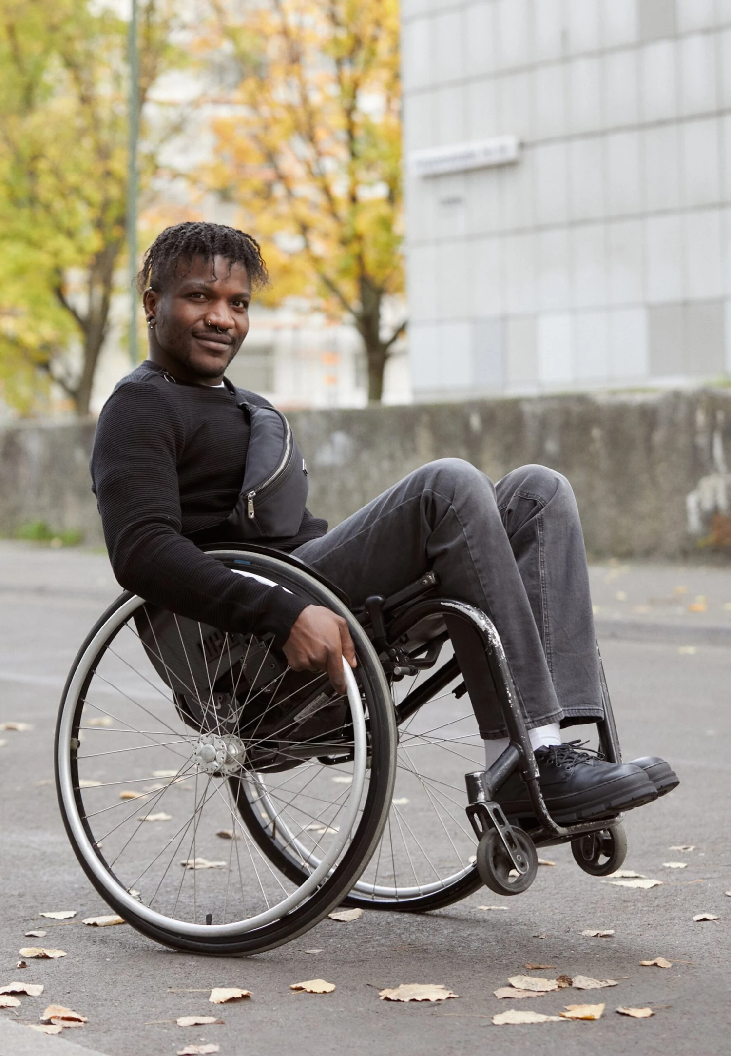 Pier One Jeansy Straight Leg - Grey Denim 2 Pier One Jeansy Straight Leg - Grey Denim - obrazek 2