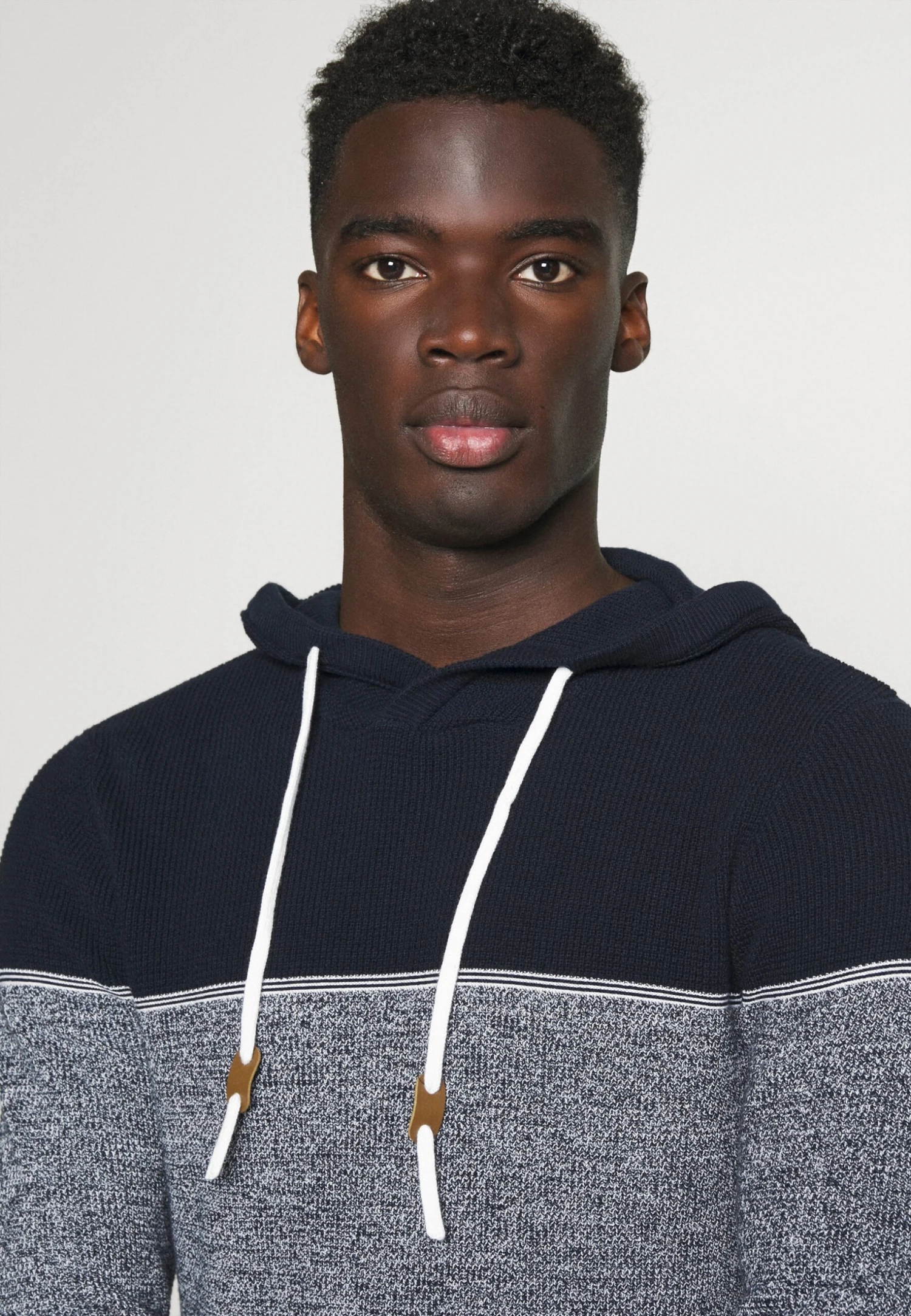 Pier One Bluza Z Kapturem - Dark Blue 4 Pier One Bluza Z Kapturem - Dark Blue - obrazek 4