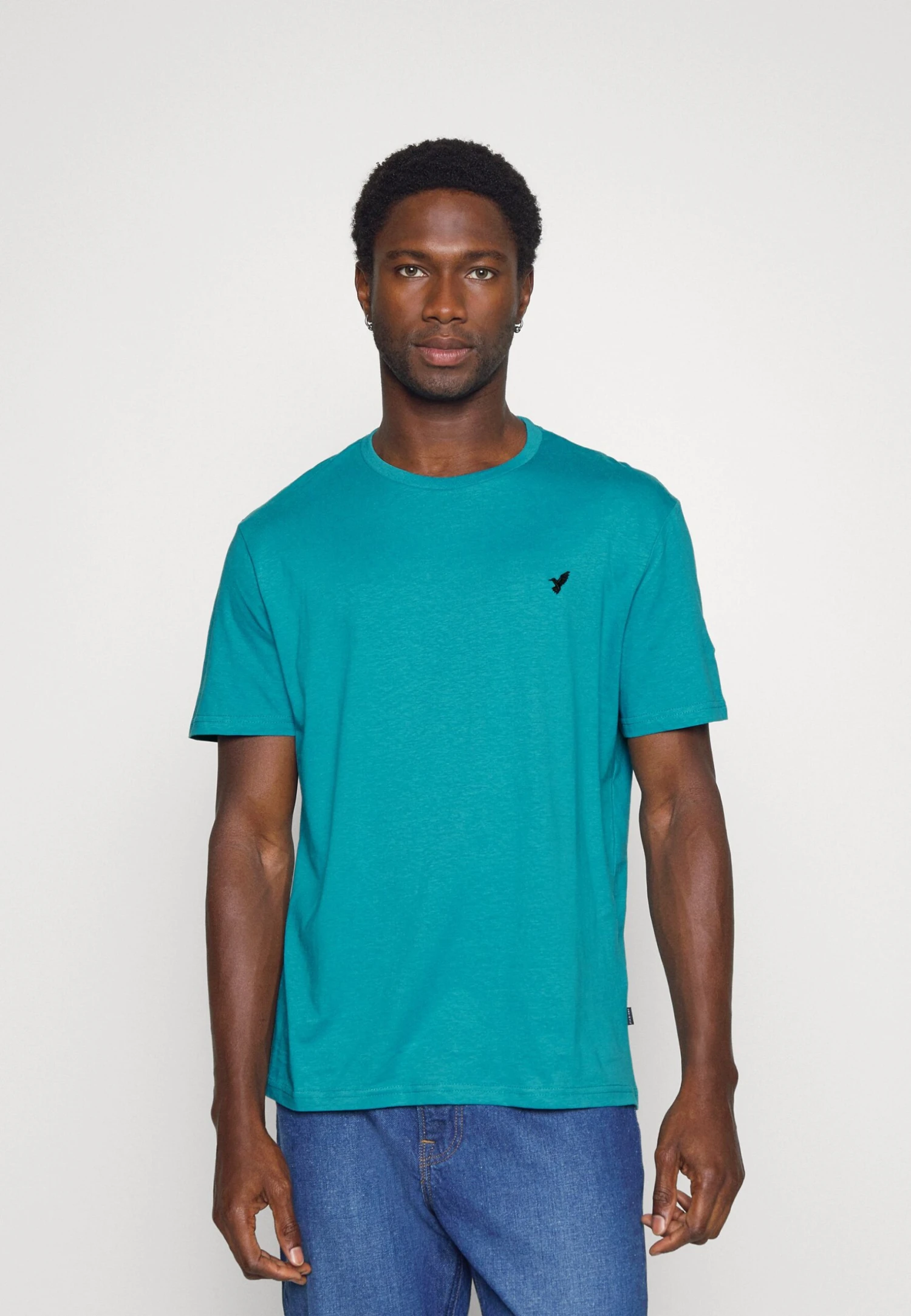 Pier One 5 PACK - T-shirt Basic - White/blue/stone 5 Pier One 5 PACK - T-shirt Basic - White/blue/stone - obrazek 5