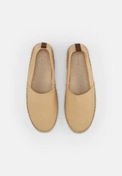 Pier One RENA ESPADRILLE UNISEX - Espadryle - Beige -Pier One ee8bede9139e442b9465d505e9097d21