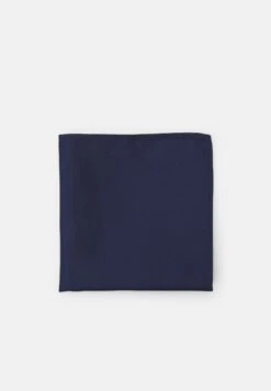 Pier One SET - Krawat - Dark Blue 10 Pier One SET - Krawat - Dark Blue -Pier One f3a45774fb5f4e7080051c29358aa504