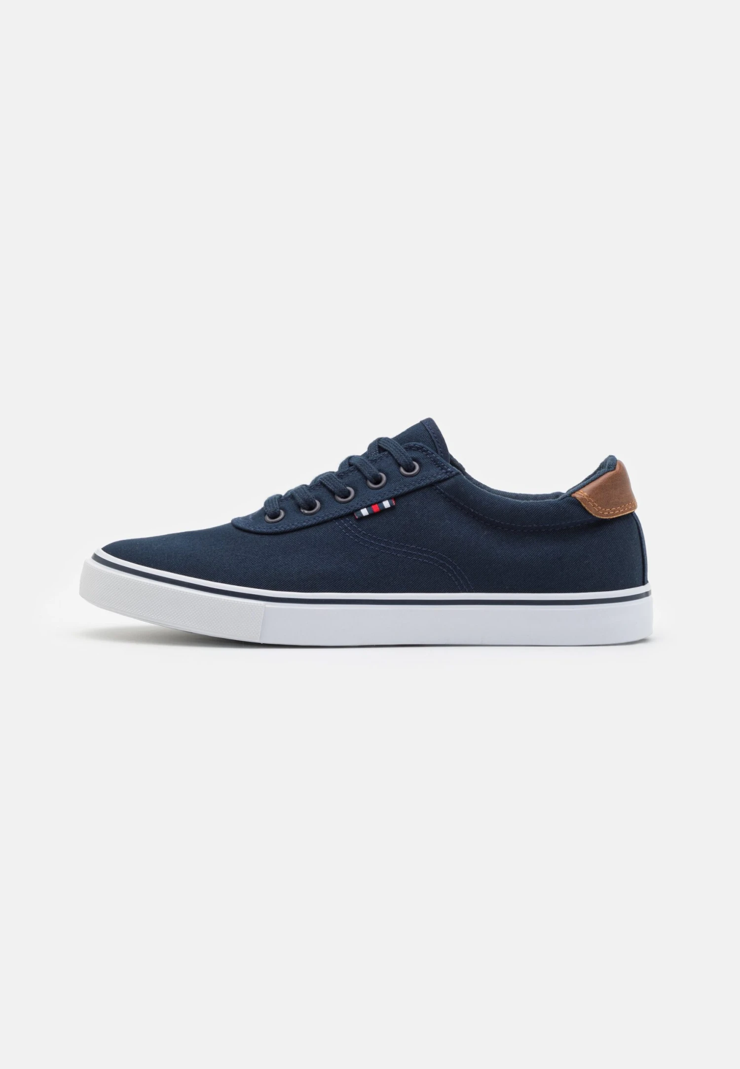 Pier One UNISEX - Sneakersy Niskie - Dark Blue 1 Pier One UNISEX - Sneakersy Niskie - Dark Blue