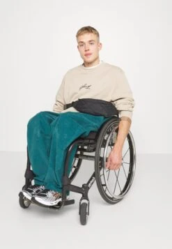 Pier One Bluza - Tan -Pier One f631209de6b34033901355c4c7dc65b2