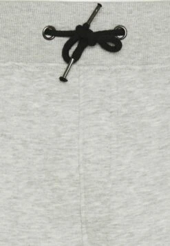 Pier One 3 PACK - Szorty - Black/mottled Light Grey/dark Blue 17 Pier One 3 PACK - Szorty - Black/mottled Light Grey/dark Blue -Pier One f8519db754ee4dcc89c54ee32d28966a